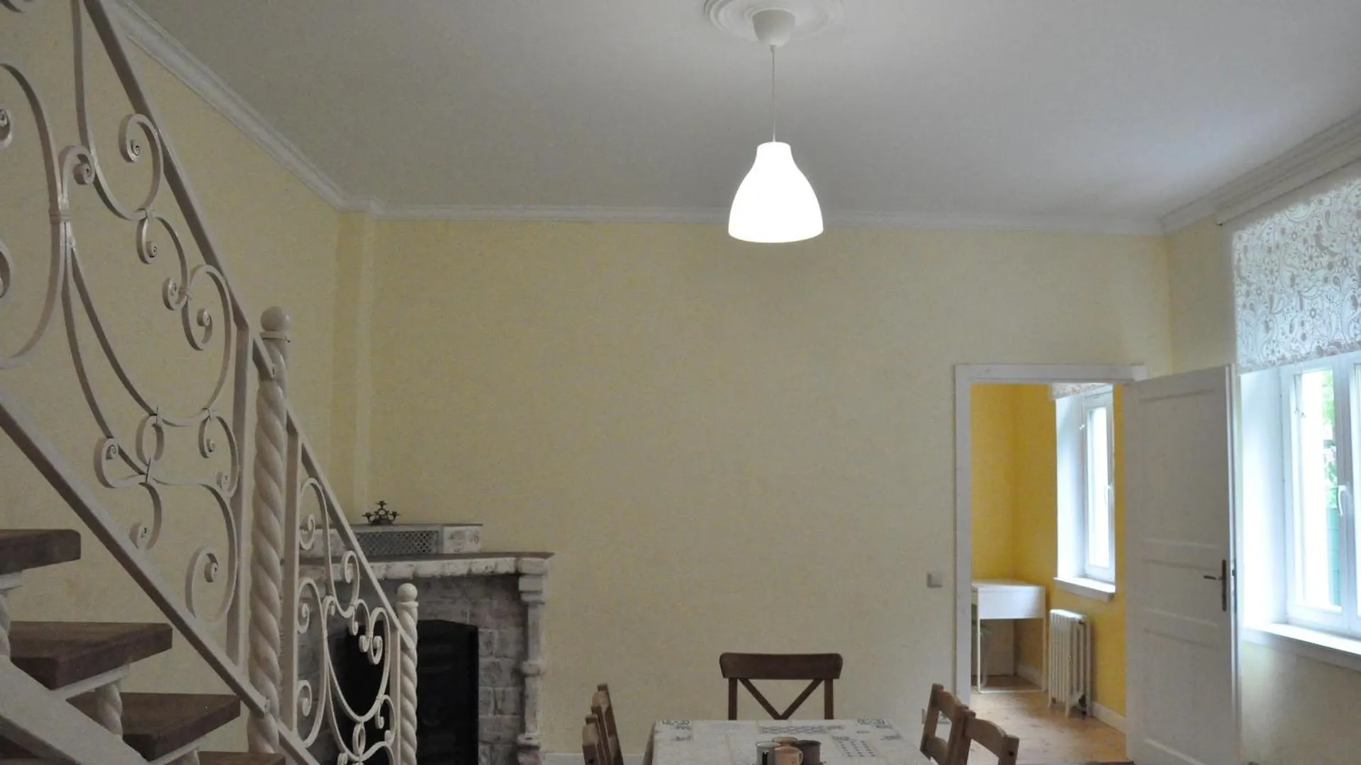 Casa de Férias House Near To Schoenbrunn - Free Parking - 24-7 Check In - 8 Person Viena